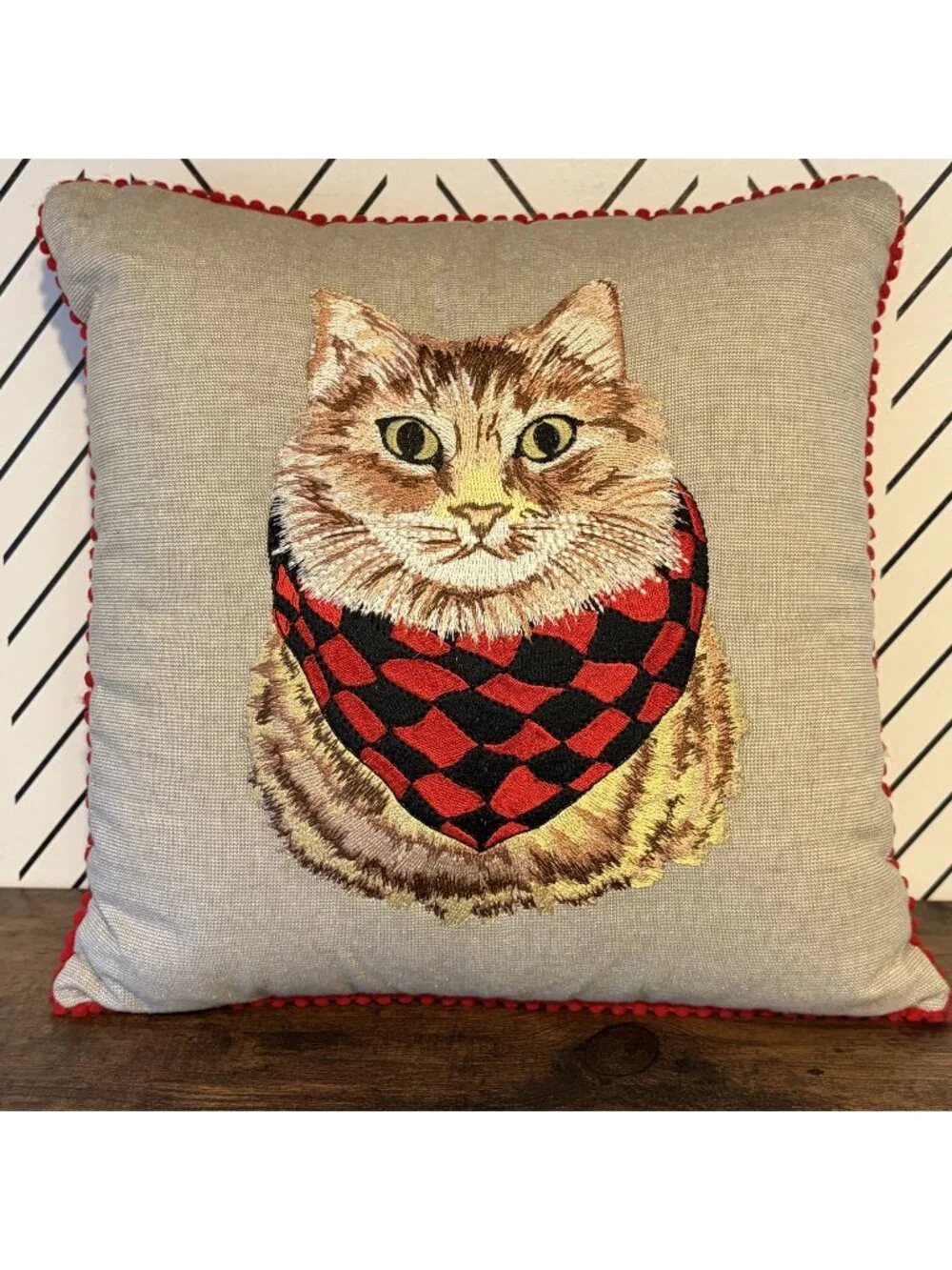 Pier 1 Decorative Cat Throw Pillow Red Black Scarf Embroidery Pom-Pom Trim 11x11